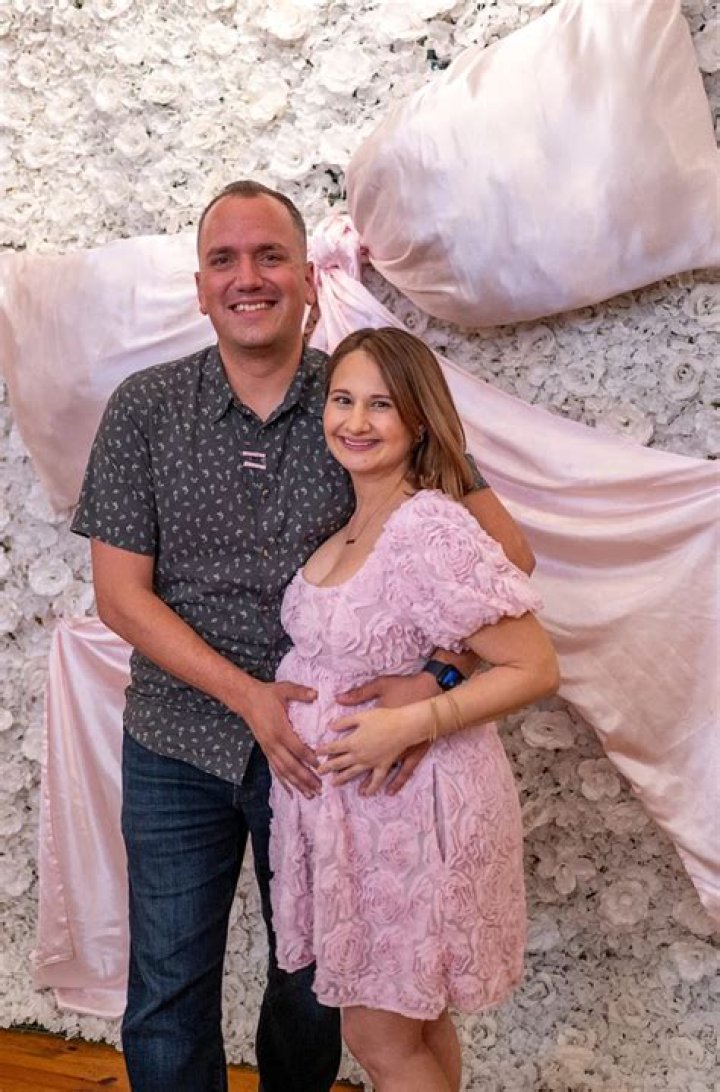 Did Axl Rose have a child? (Celebrity Interview)