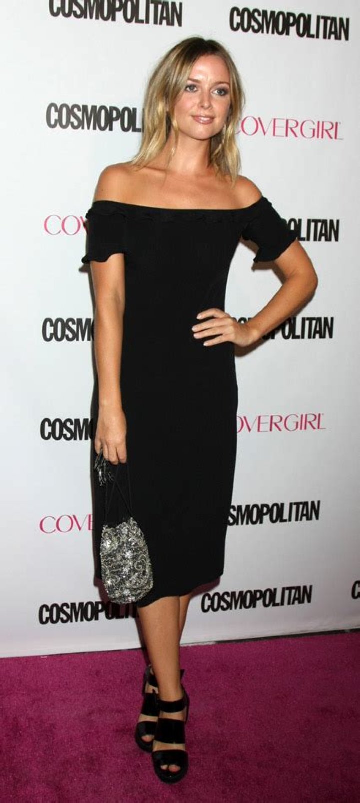 How tall is Ruth Kearney