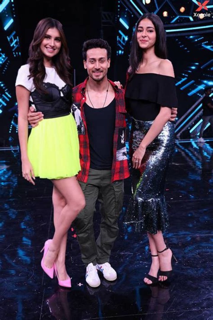 How tall is Tiger Shroff