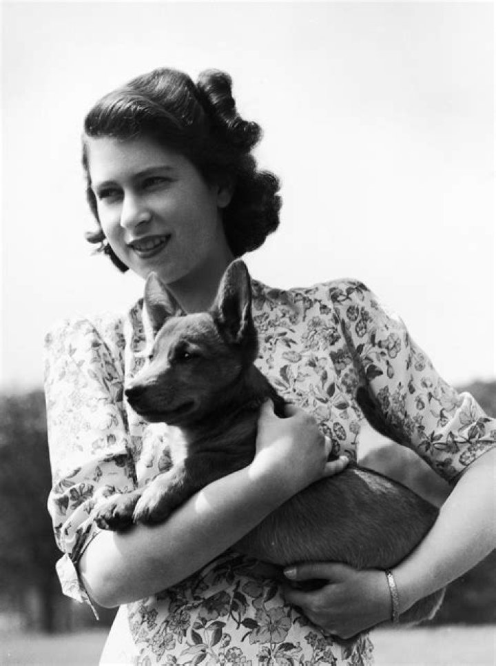Young Queen Elizabeth II In 47 Surprising Vintage Photos